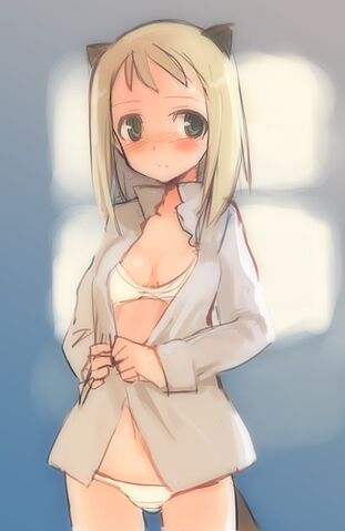 File:Elma Underwear.jpg