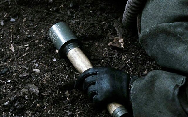 File:Grenade2.jpg