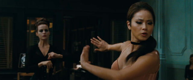 File:Trailer1-13.jpg