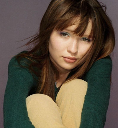 File:Emily-Browning.jpg
