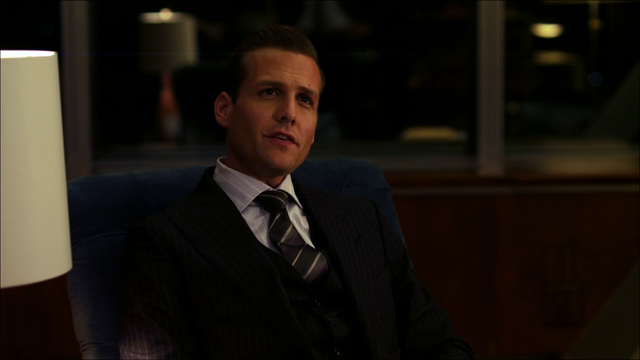 File:S01E01P05 Harvey.png