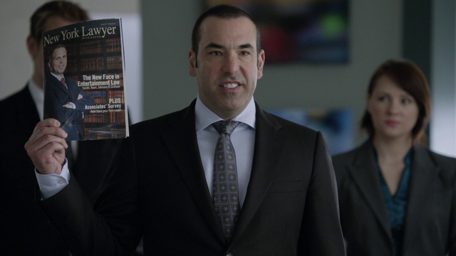 File:Louis Litt (2x03).png