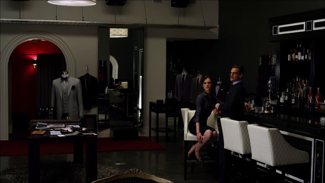 File:S01E01P4704.png