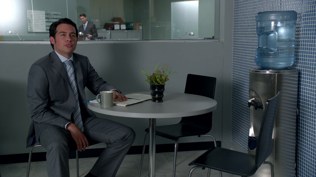 File:S01E02P006 Gregory.png