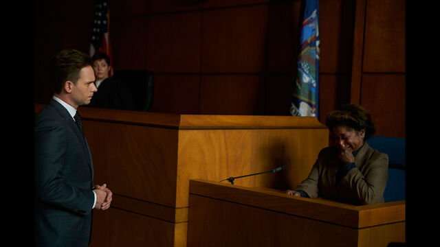 File:S05E15Promo04 - Mike.jpg