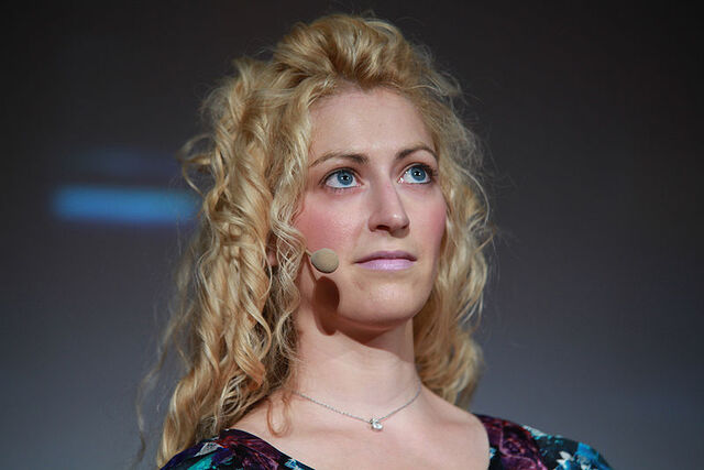 File:800px-Jane McGonigal Meet the Media Guru 1.jpg