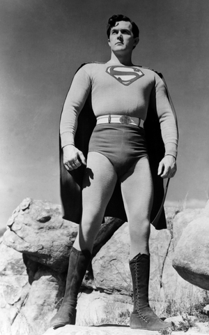 Archivo:Superman seriales.png