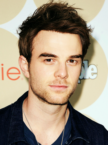 nathaniel buzolic nathaniel buzolic