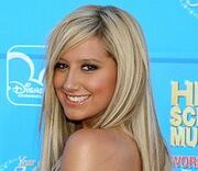 Sharpay Kelsi3