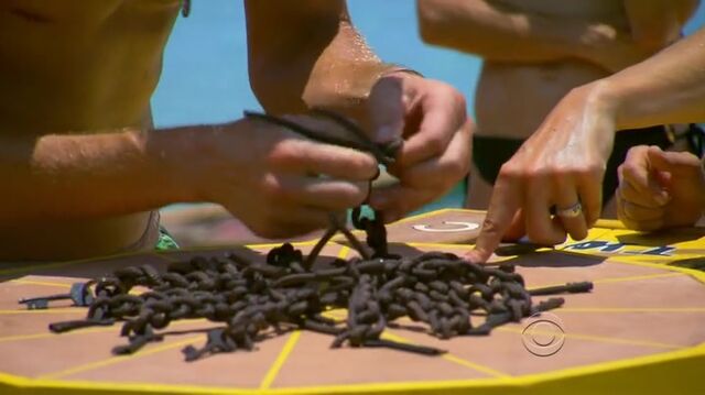 File:Survivor.s27e04.hdtv.x264-2hd 339.jpg