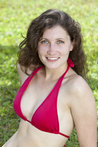 File:S26 Julia Landauer.jpg