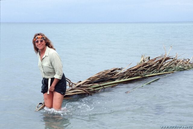 File:Susan water palm.jpg