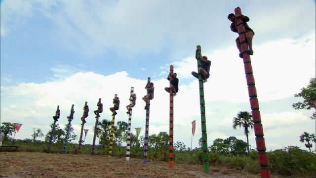 File:IMMUNITY CHALLENGE GET A GRIP 1808.jpg
