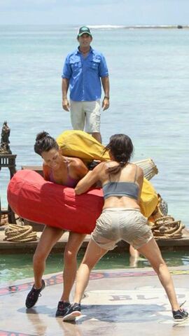 File:Survivor sumo lauravciera.jpg