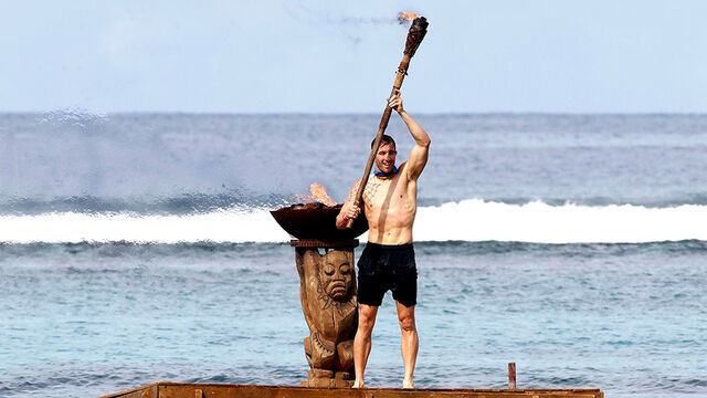 File:Australian-Survivor-Episode-1-Race-For-Fire-Challenge---Sam.jpg