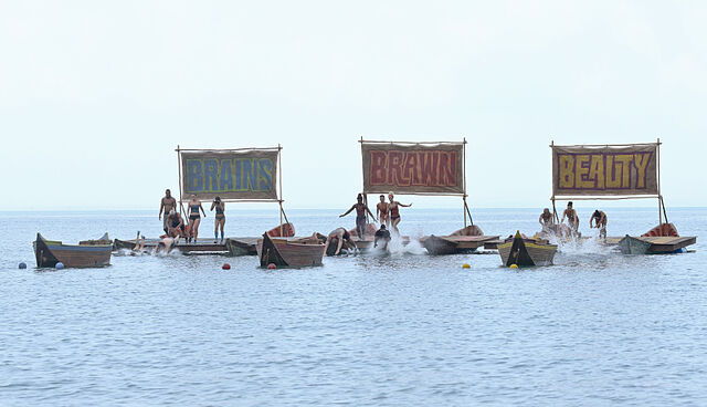 File:Kaoh rong wooden ships.jpg