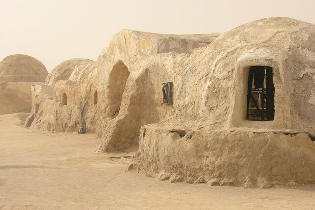 Datei:Starwars-tatooine.jpg