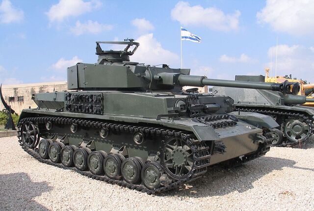 Файл:1024px-Pz-IVG-latrun-2.jpg