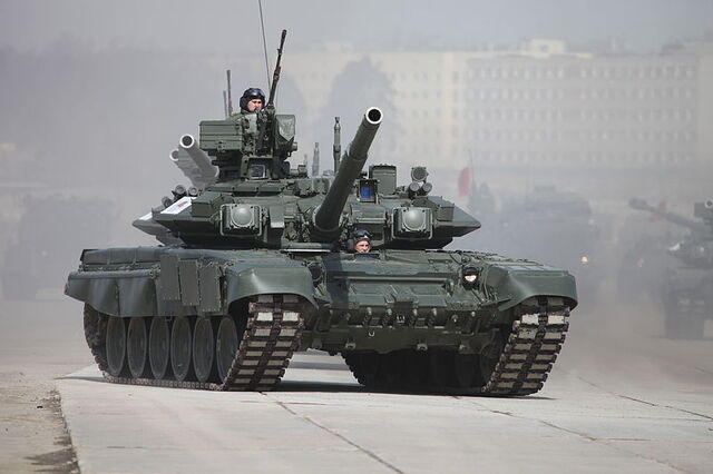 Файл:T-90A 12april Alabino 01.jpg