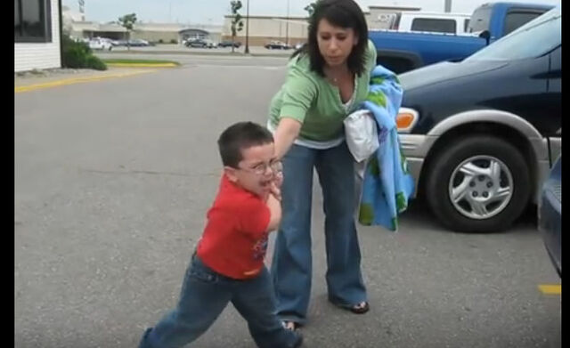 File:Tantrumintheparkinglot!.jpg