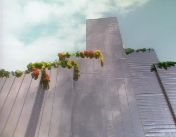 File:Paradise Towers.jpg
