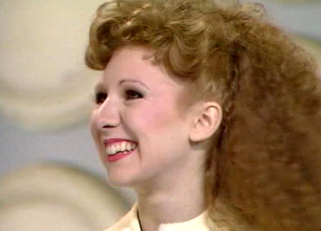 File:MelSmiling.jpg