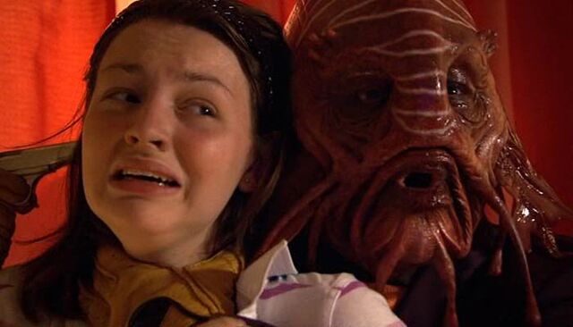File:BlowfishwithHostage.jpg