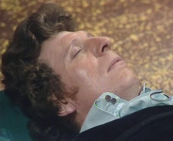 File:Fourth-doctor-post-regenerative.jpg