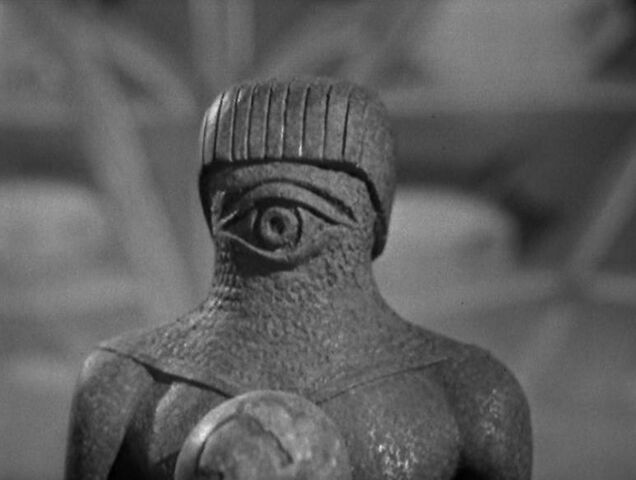 File:Monoid-Human statue.jpg