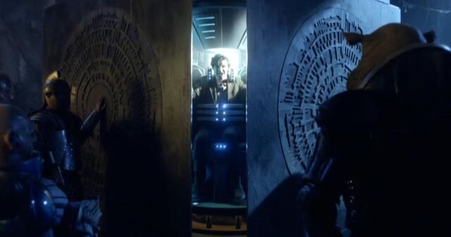 File:The Pandorica Imprisonment.jpg
