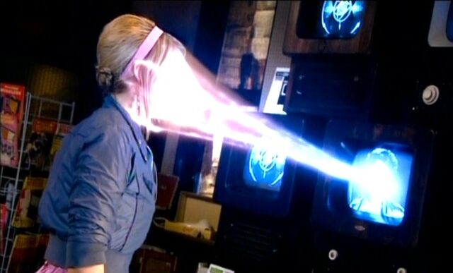 File:RoseTylerTIL1.jpeg