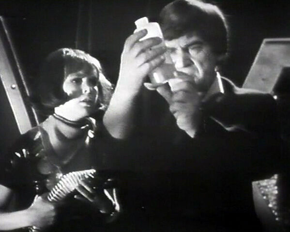 File:DocZoeWorkOutKrotonMystery.jpg