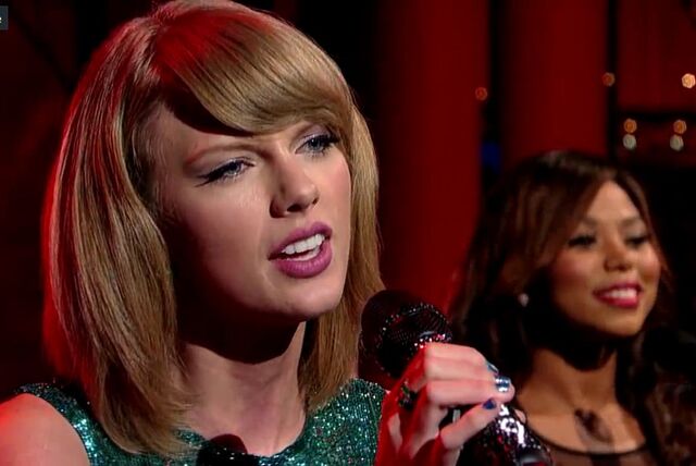 File:Welcome2NY- TSwift on Letterman8.jpg