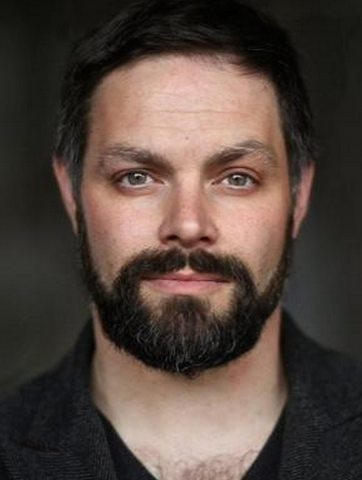 File:Llew Davies.png