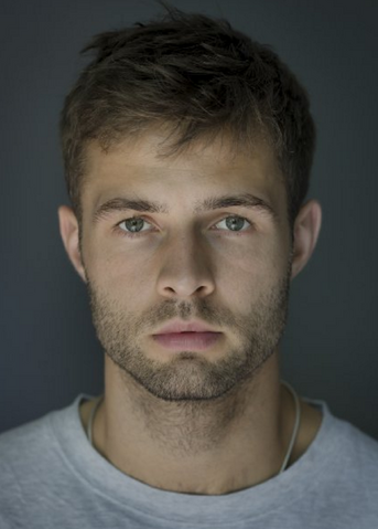 File:Tom Forbes.png