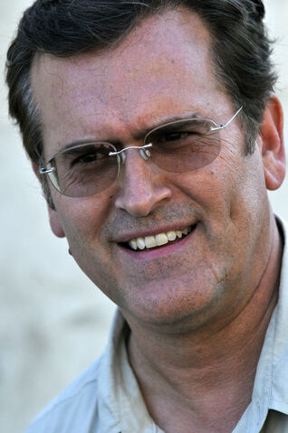 File:Bruce Campbell.jpg