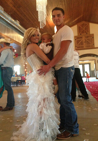 File:Mackenzie & Josh Wedding.jpeg