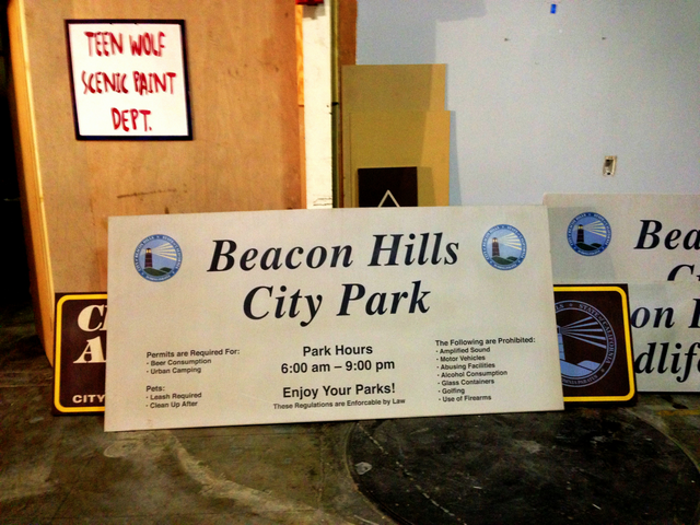 File:Teen Wolf Season 3 Behind the Scenes Beacon Hills Signage.png