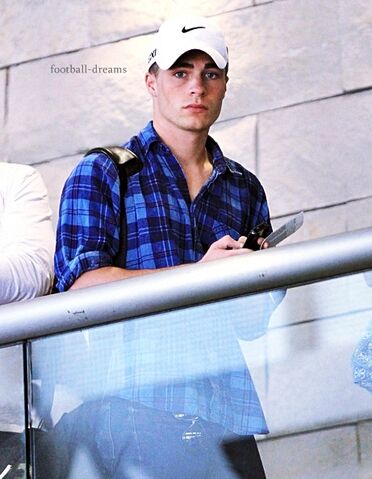 File:Colton Haynes.jpg