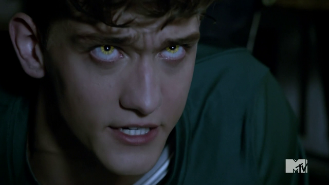 Datei:Teen Wolf Season 4 Episode 5 IED Brett is a werewolf.png