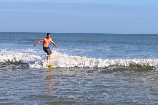 File:Linden Ashby Surfing 2.png