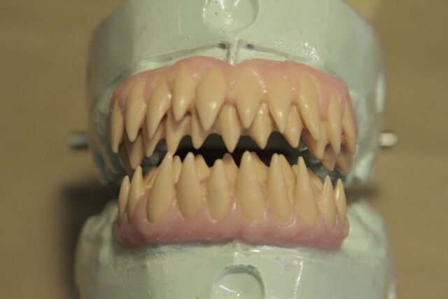 File:Kanima Fangs.jpg