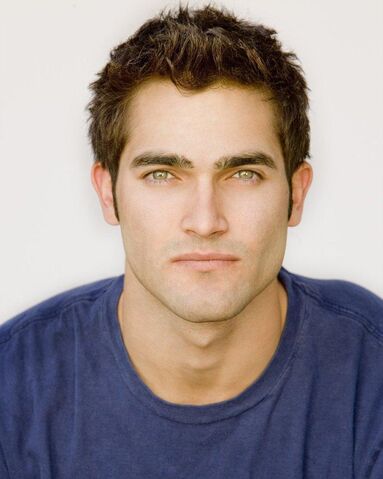 File:Tyler-hoechlin.jpg