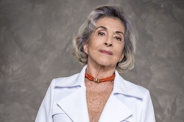 File:Betty-faria.jpg