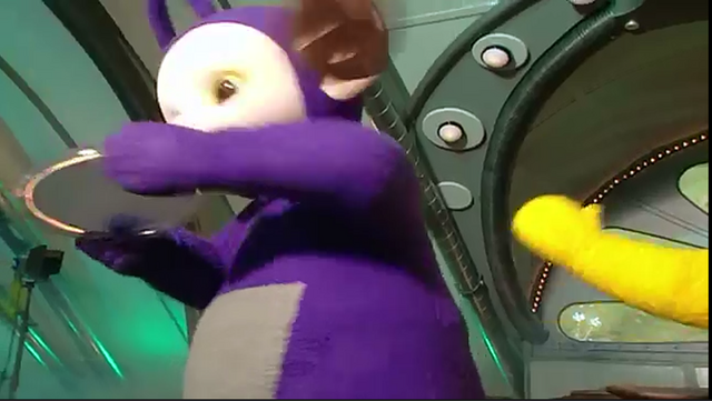 File:FeedingtheChickenserror.png