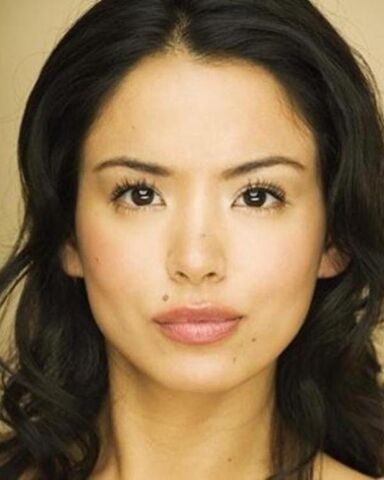 File:Stephanie Jacobsen.jpg