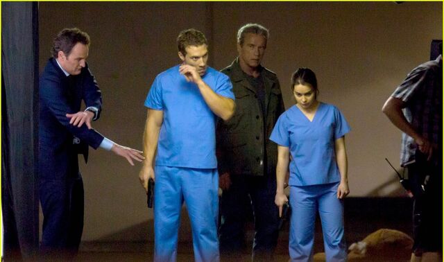 File:Emilia-clarke-super-fierce-on-terminator-genesis-set-17.jpg