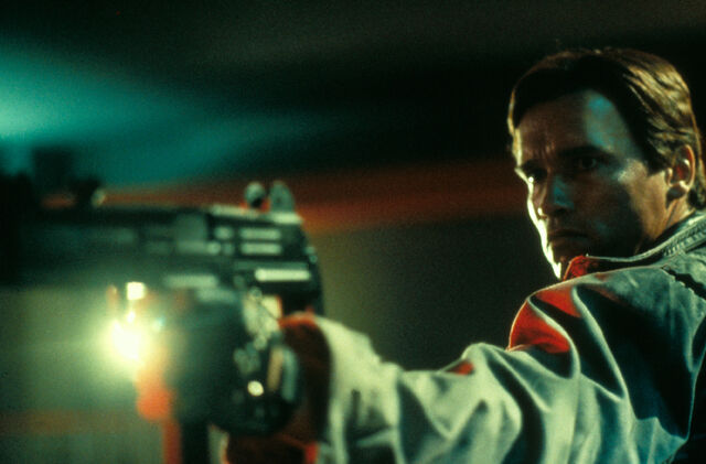 File:T1-promo-arnold-019.jpg