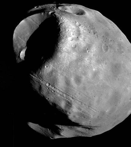 File:Phobos-viking1.jpg