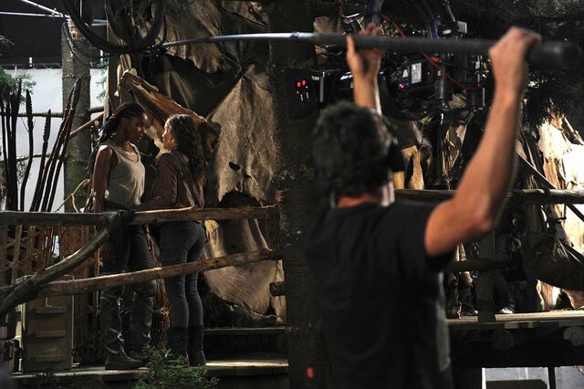 File:Terra Nova Within behind scenes Mira Skye.jpg